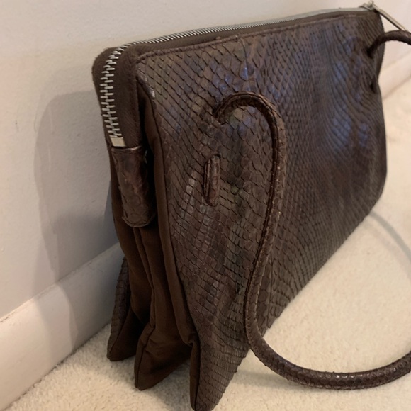 Georgio Armani Snakeskin Purse - women’s shoulder bag - Picture 4 of 12